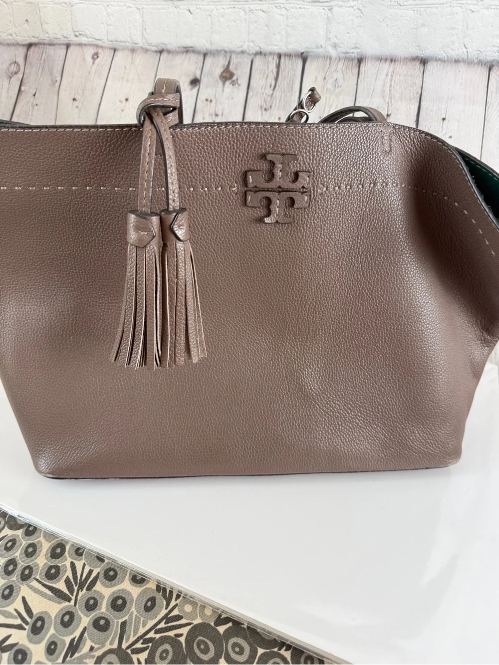 Tory Burch tory burch